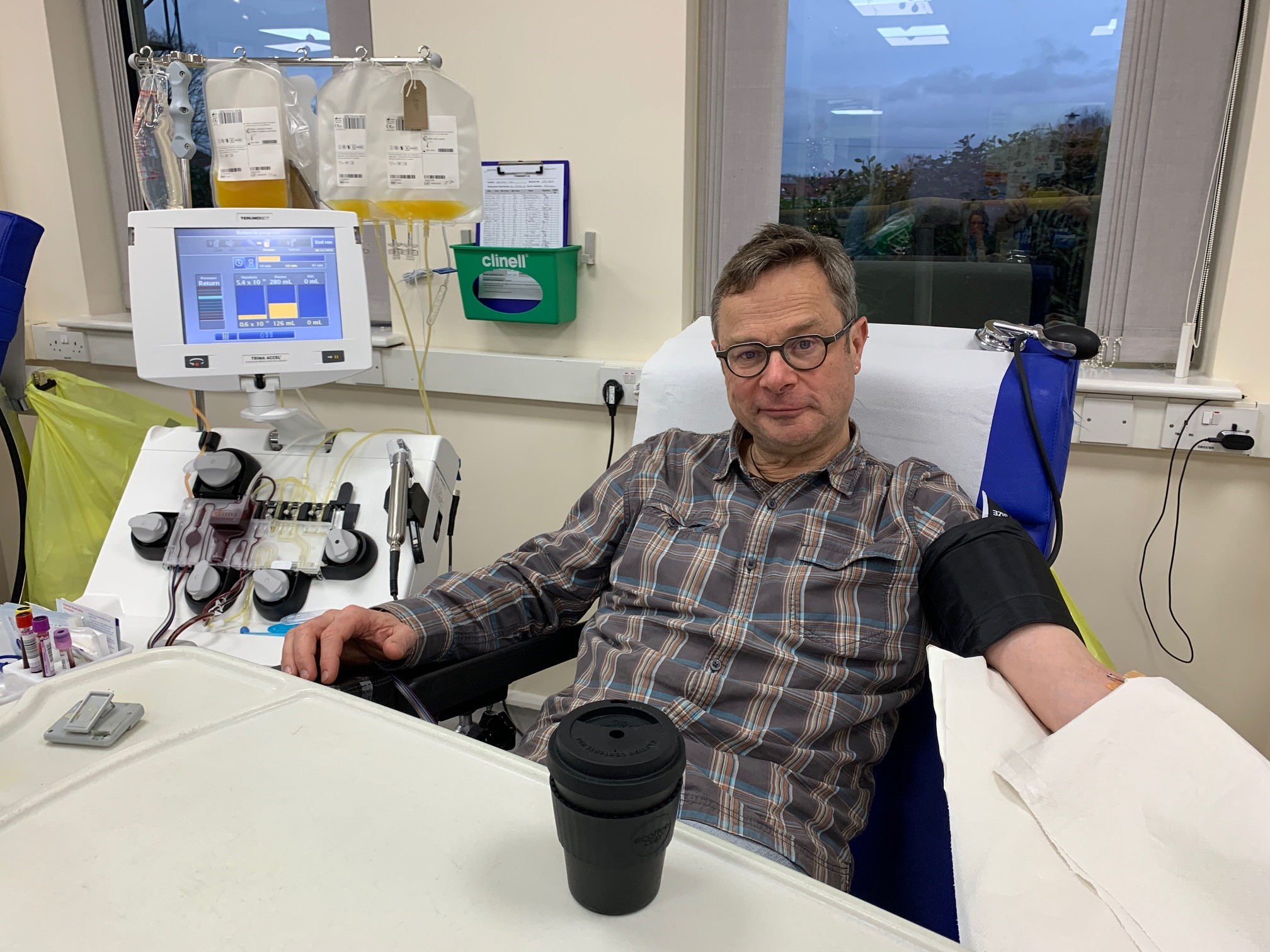 Hugh Fearnley-Whittingstall donating platelets