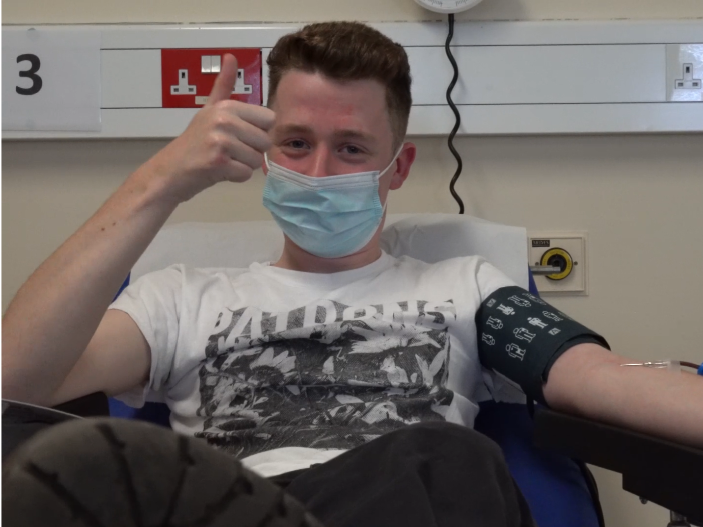 elliot-gives-blood-for-the-first-time-nhs-blood-donation