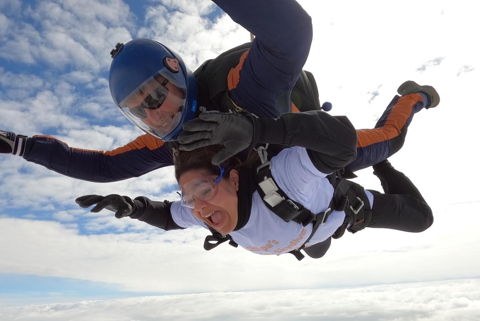 Shilpa skydiving