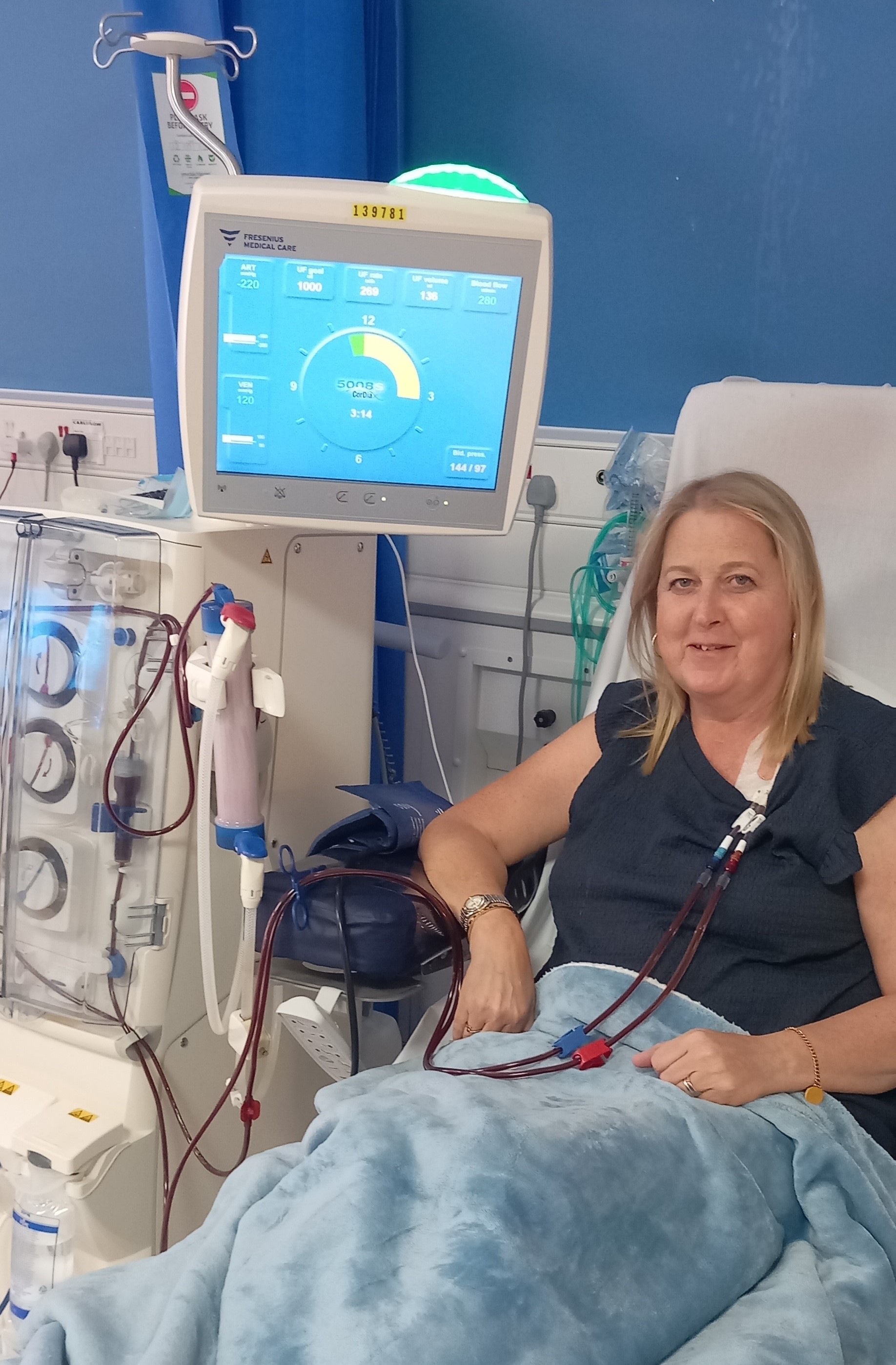 Lynne in hospital on dialysis
