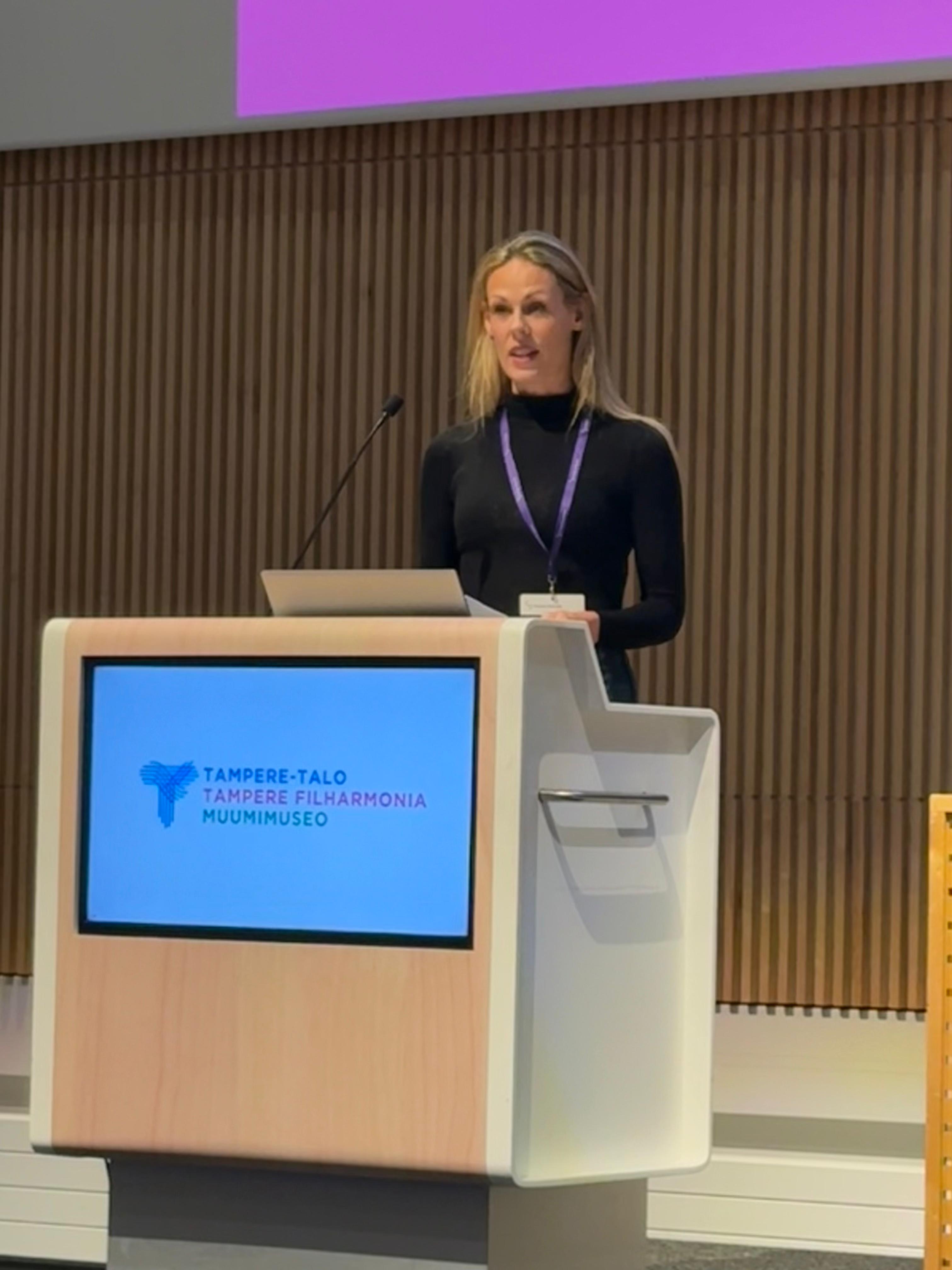 Claire Price speaking at the European Association of Tissue and Cell Banks